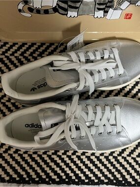 adidas Silver Metallic Low-Top Sneakers Sam Smith NWT